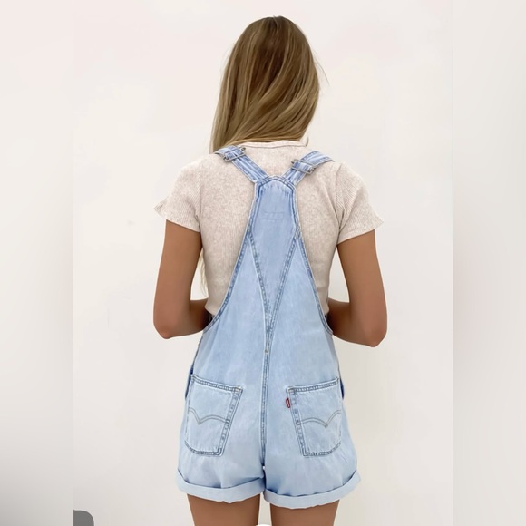 Levi's Shortalls Short Overalls- Light Wash, Size: Large - Picture 4 of 14
